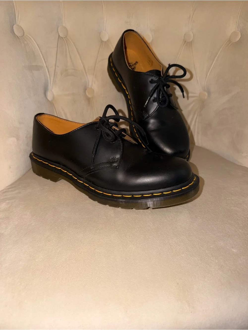 Dr. Martens Women's Oxford 1461